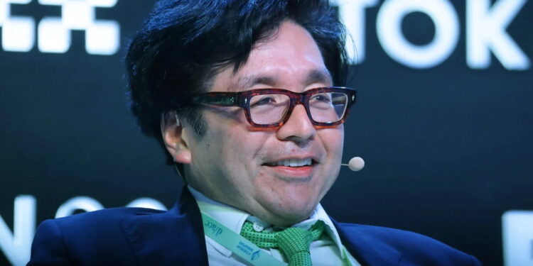 Bitmine 单周狂扫 40,613 枚以太币！Tom Lee：今年「V 型反弹」可期缩略图