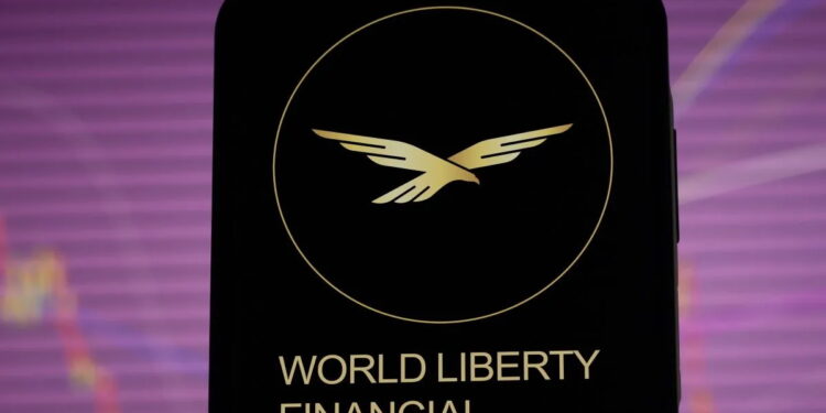 面临 Aave 清算风险！World Liberty Financial 抛售比特币急救火缩略图
