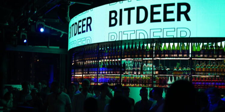 Bitdeer 管理算力达 71 EH/s！挤下 MARA 成「全球最大比特币矿商」缩略图